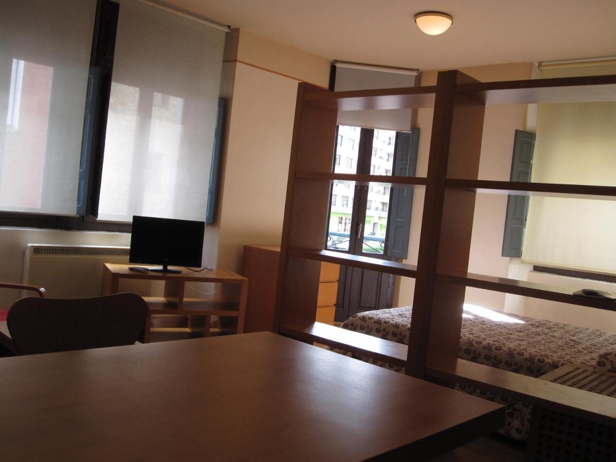 Apartamentos Legazpi Cangas De Narcea Ngoại thất bức ảnh