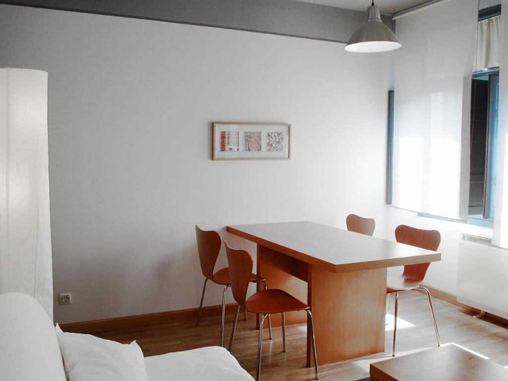 Apartamentos Legazpi Cangas De Narcea Ngoại thất bức ảnh
